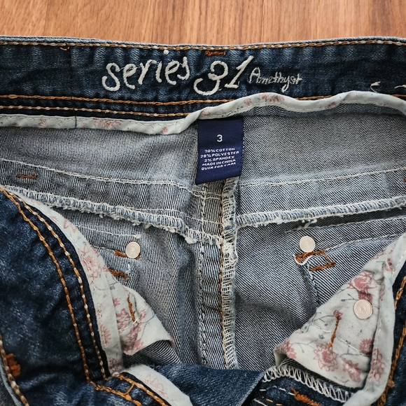 Series 3 - jeans size 3 , flare jean - Picture 3 of 3